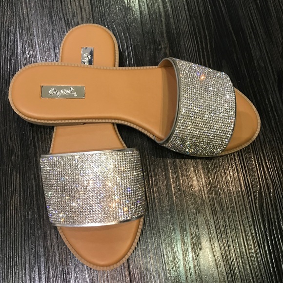 Glam-Her Slides in Silver - Picture 1 of 2